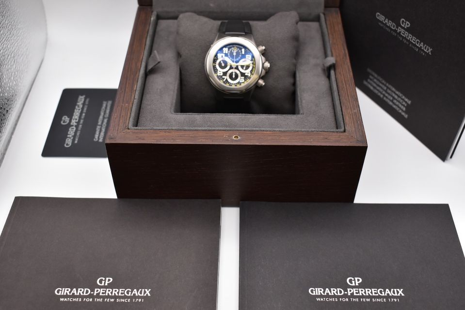 Girard Perregaux Laureato 80180-21-611-FK6A Image 7